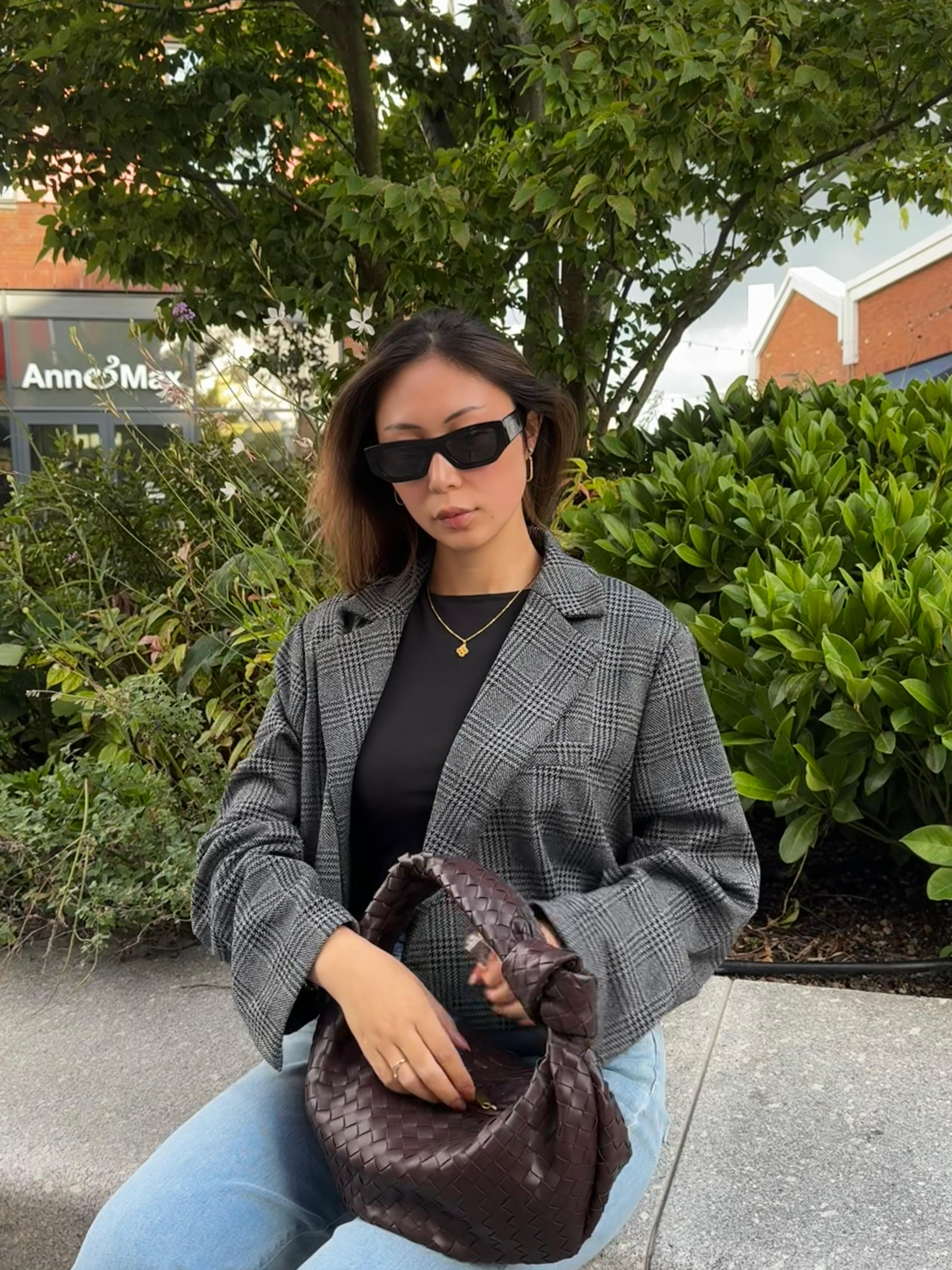 Woven Medium Handbag with Knot Detail | YARA (Dark Brown)